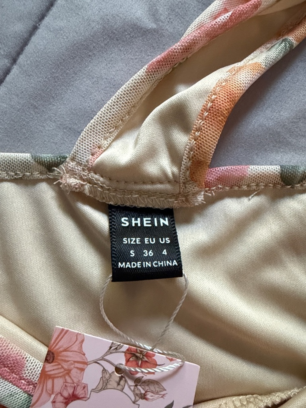 SHEIN Cream One-Shoulder Floral Crop Top with Pink & Coral Flowers - Picture 4 of 4